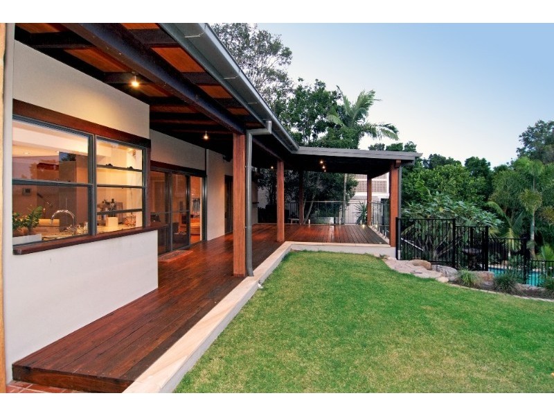 33 Meiers Road, Indooroopilly QLD 4068