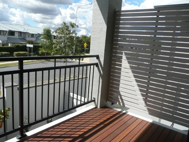 2/35 Central Avenue, Mount Ommaney QLD 4074