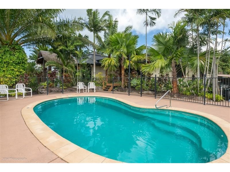 12 Daniel Close, Etty Bay QLD 4858