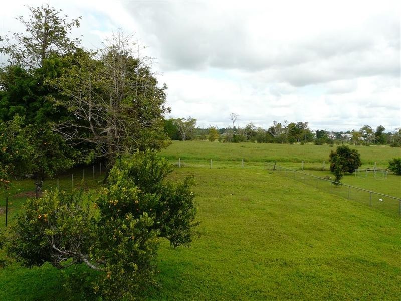 32 Howe Street, Webb QLD 4860