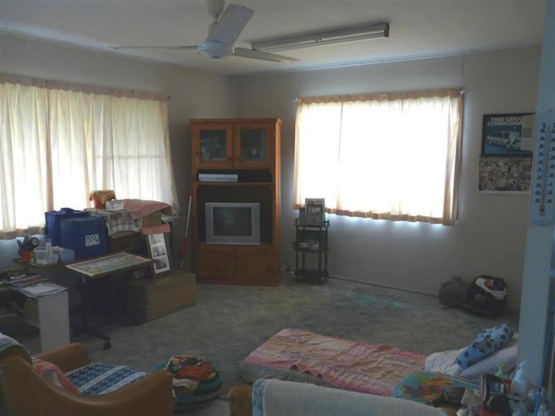 32 Howe Street, Webb QLD 4860