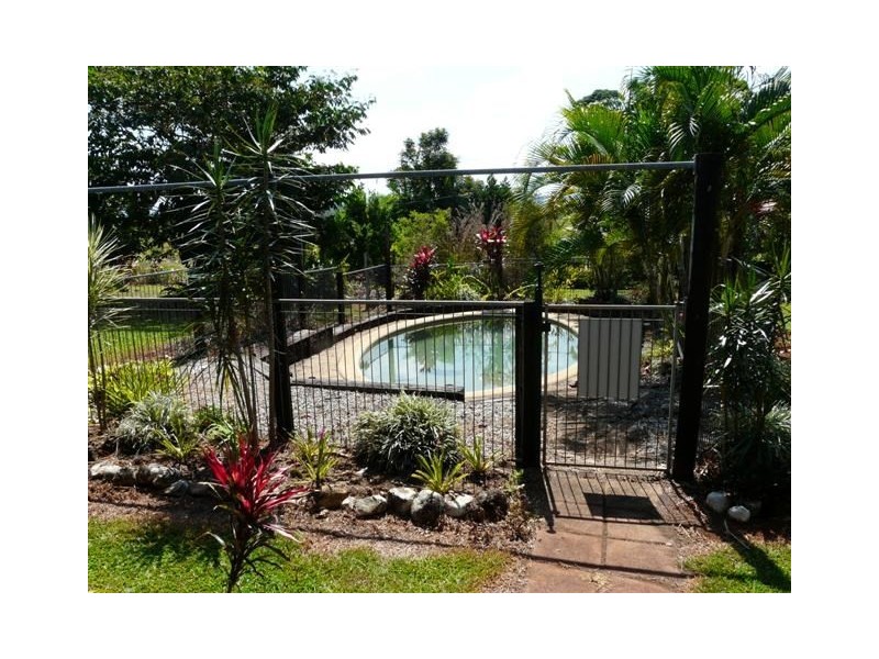 YP 424 Palmerston Highway, Palmerston QLD 4860