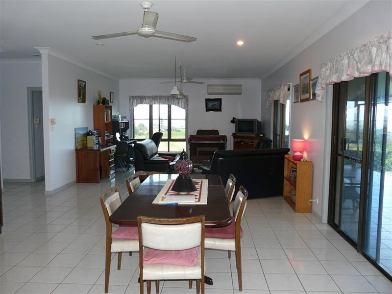 671a Palmerston Highway, Pin Gin Hill QLD 4860