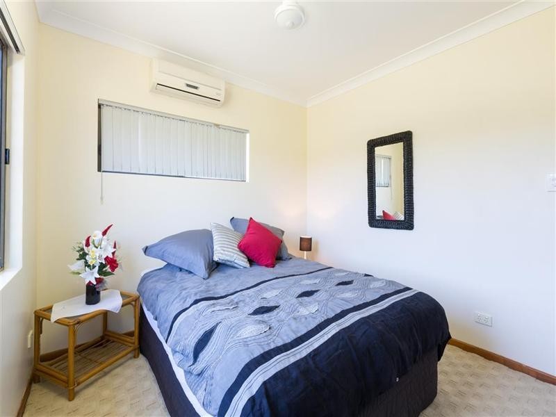 174 Etty Bay Road, Etty Bay QLD 4858