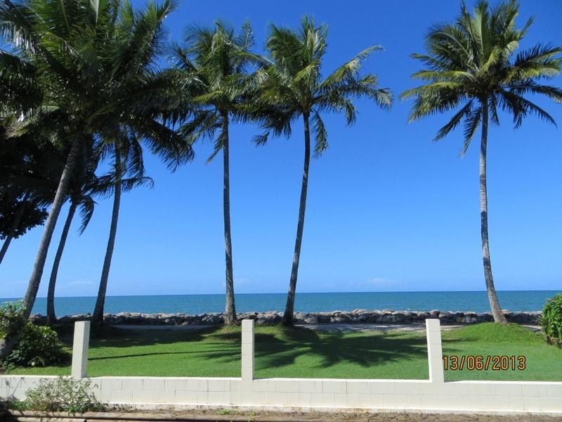 22 Feldt Street, Flying Fish Point QLD 4860