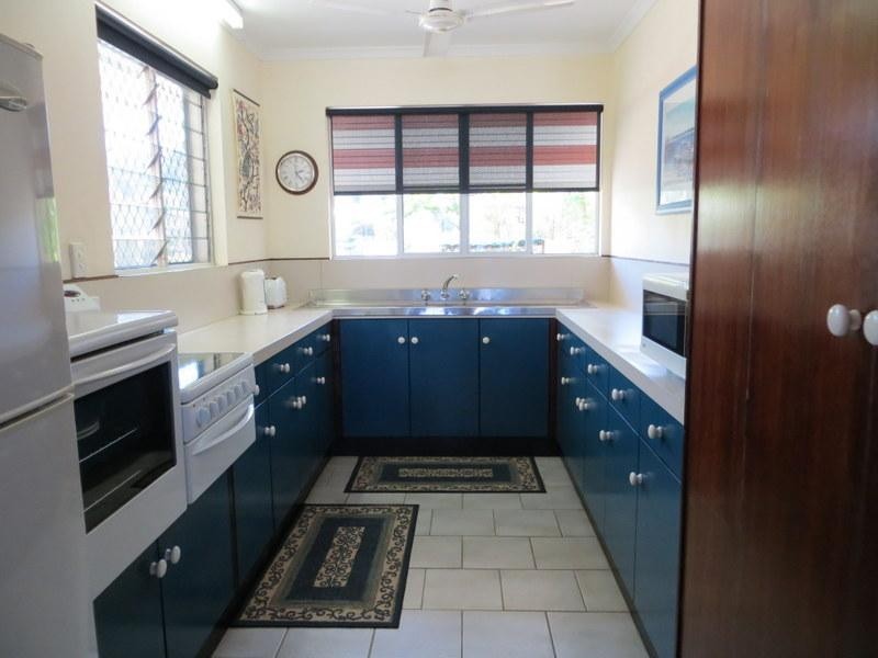 22 Feldt Street, Flying Fish Point QLD 4860