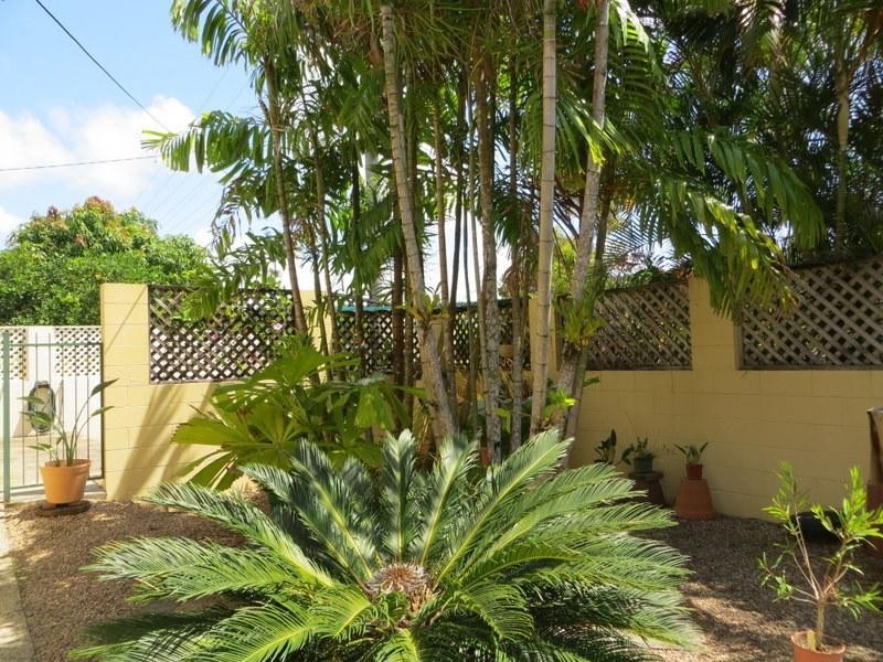 22 Feldt Street, Flying Fish Point QLD 4860