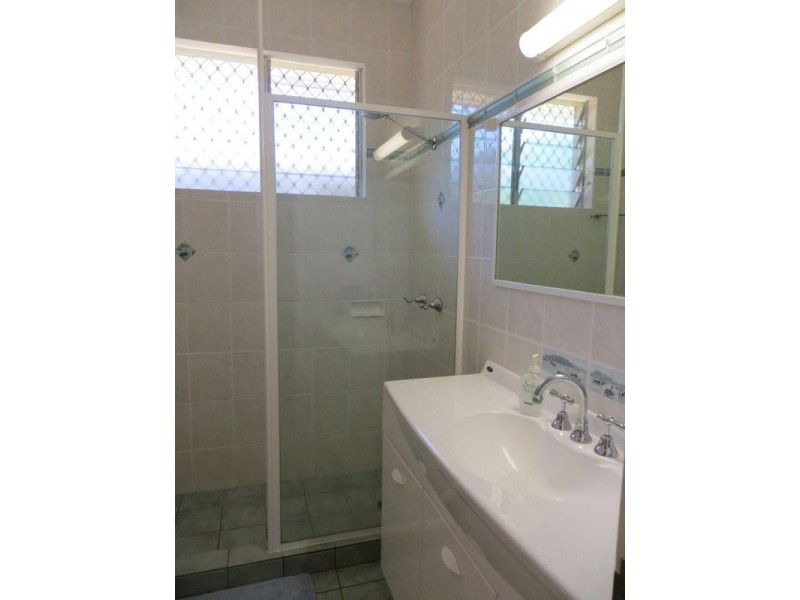 22 Feldt Street, Flying Fish Point QLD 4860