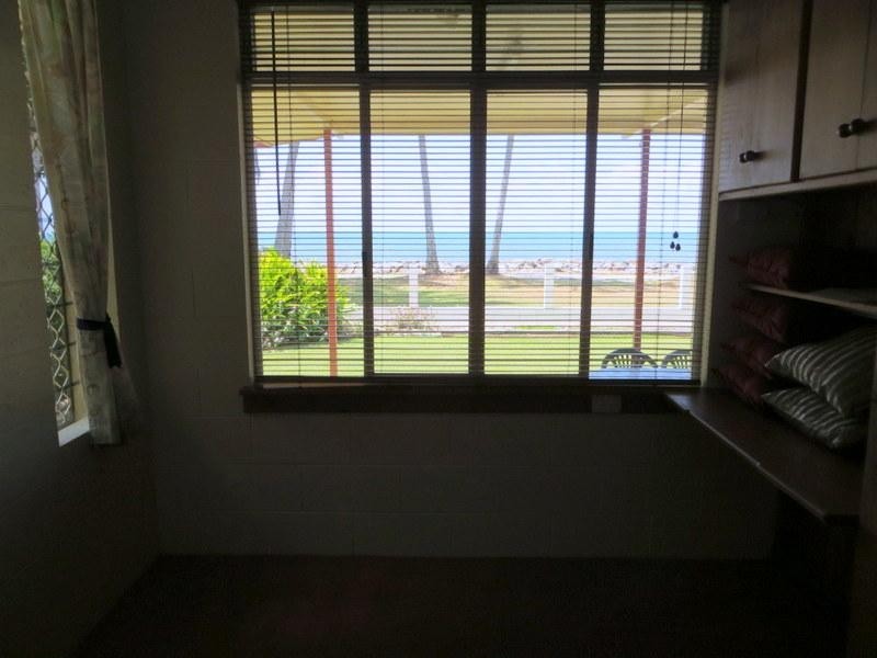 22 Feldt Street, Flying Fish Point QLD 4860