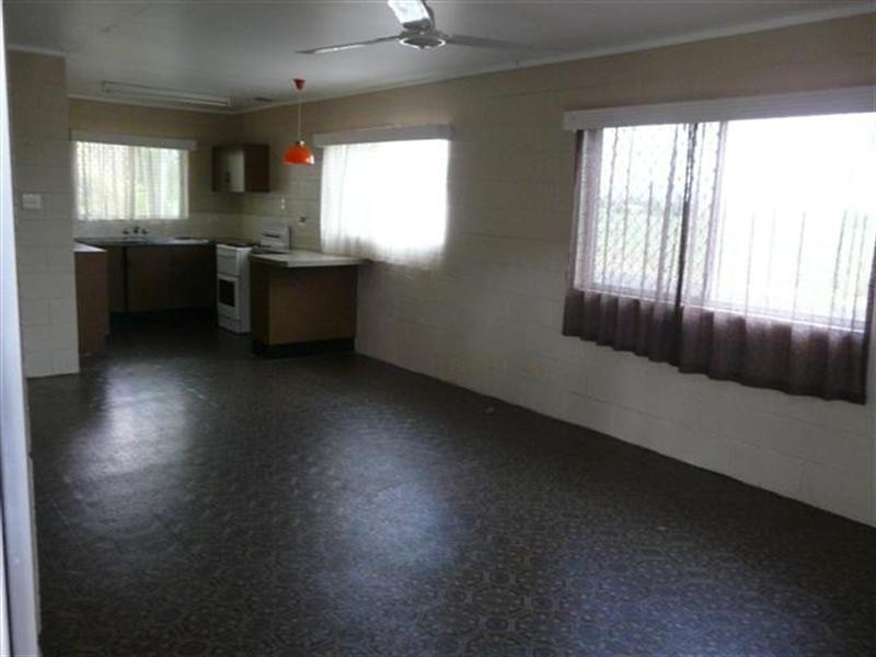 1/38 Oak Street, Goondi QLD 4860