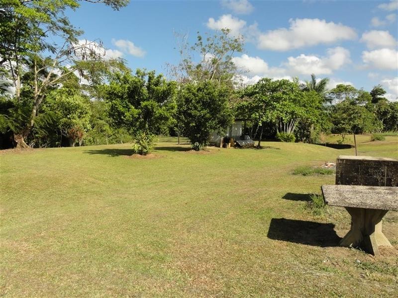 25 Gibson Road, Bombeeta QLD 4871