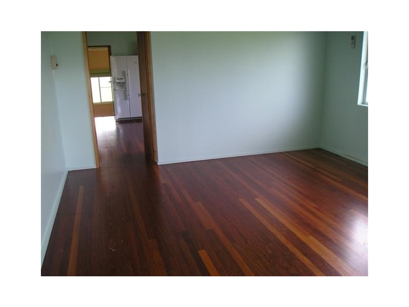 4 Shay, Wangan QLD 4871