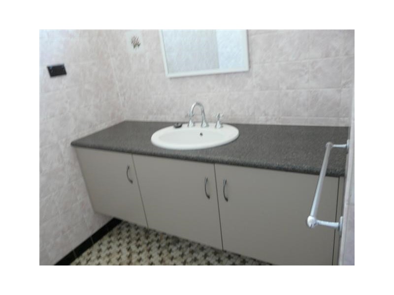 4 Shay, Wangan QLD 4871