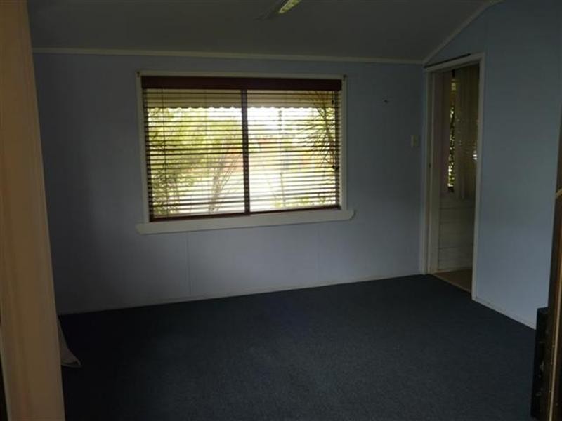 21 Bombala, Mourilyan QLD 4858