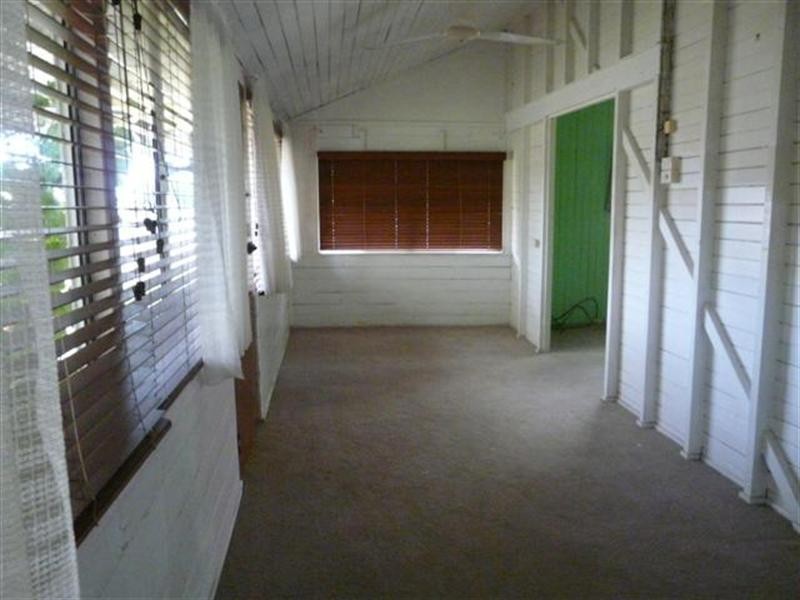 21 Bombala, Mourilyan QLD 4858
