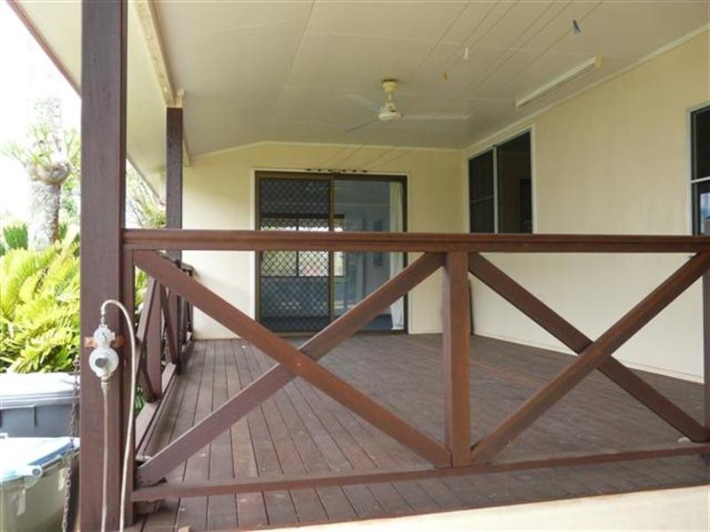 21 Bombala, Mourilyan QLD 4858