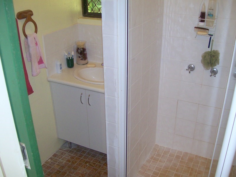 34 Dinner Creek Road, Garradunga QLD 4860