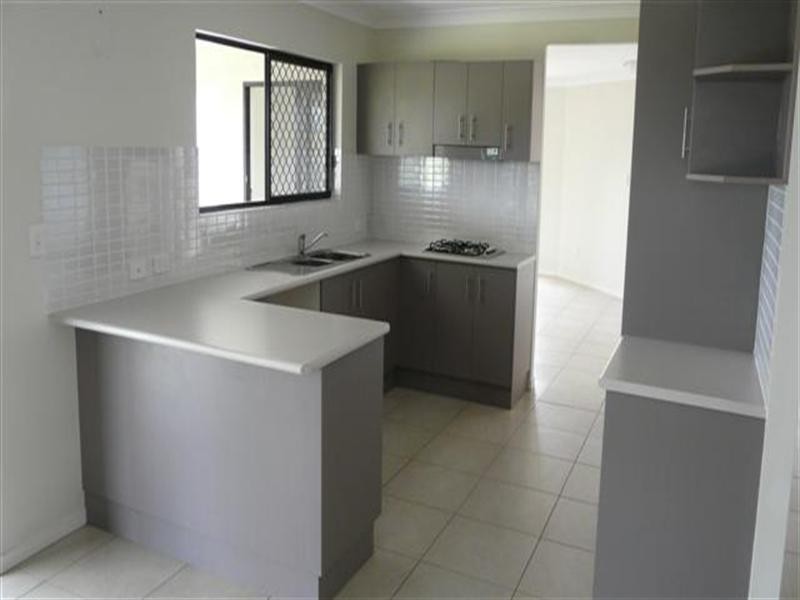 4 Spina, Innisfail QLD 4860