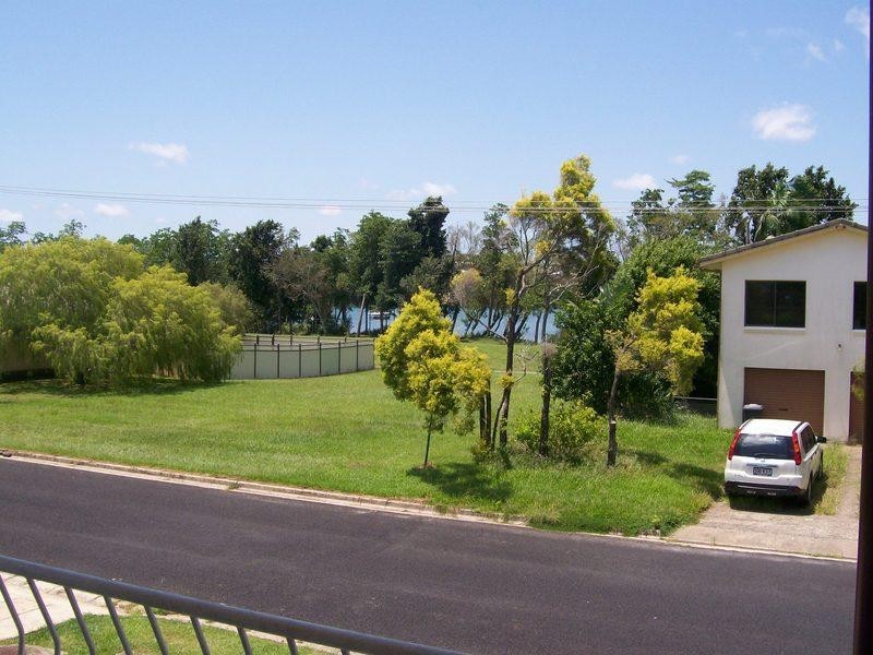 31 Riverside Crescent, Innisfail Estate QLD 4860