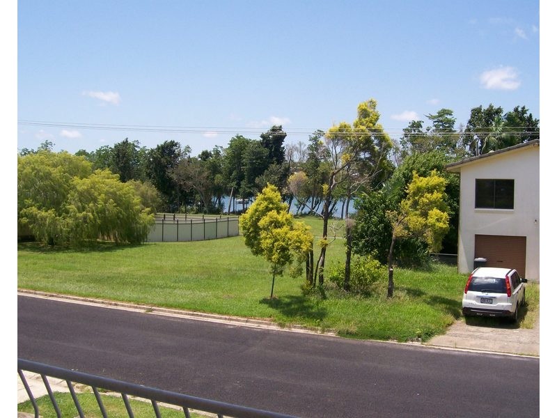 31 Riverside Crescent, Innisfail Estate QLD 4860