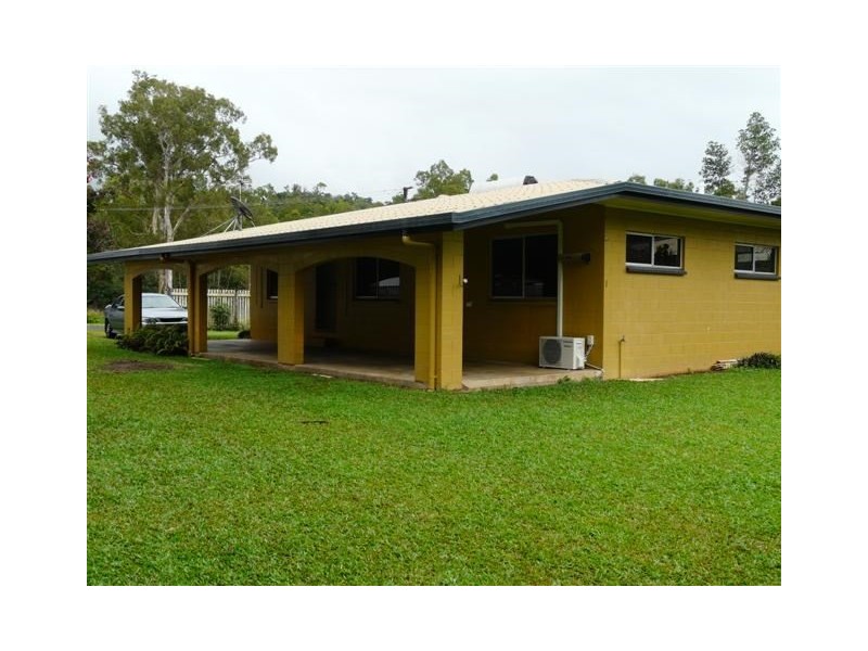 10 Wattle Avenue, Coconuts QLD 4860