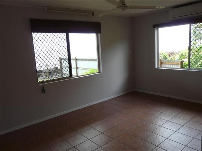 40 Elizabeth, Flying Fish Point QLD 4860