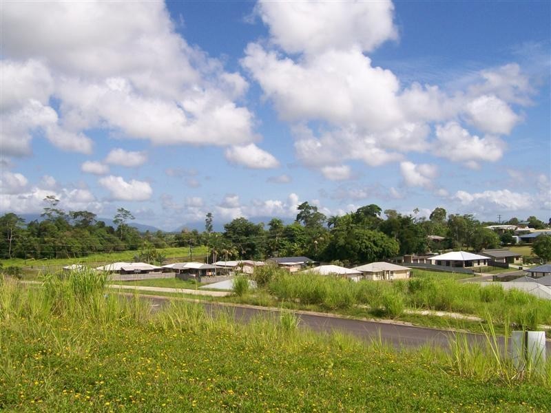 55 Belvedere Avenue, Belvedere QLD 4860