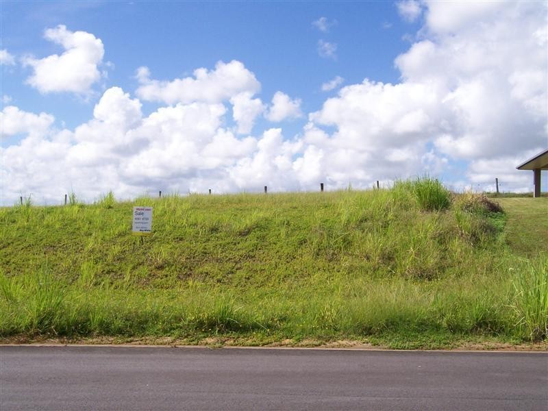 55 Belvedere Avenue, Belvedere QLD 4860