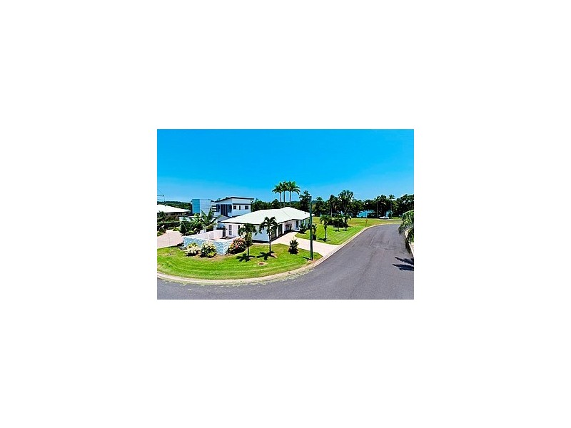 1 Paul, Innisfail QLD 4860