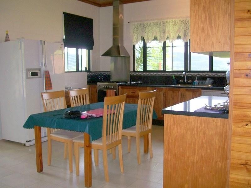 18 -20 Robertson Road, Mena Creek QLD 4871