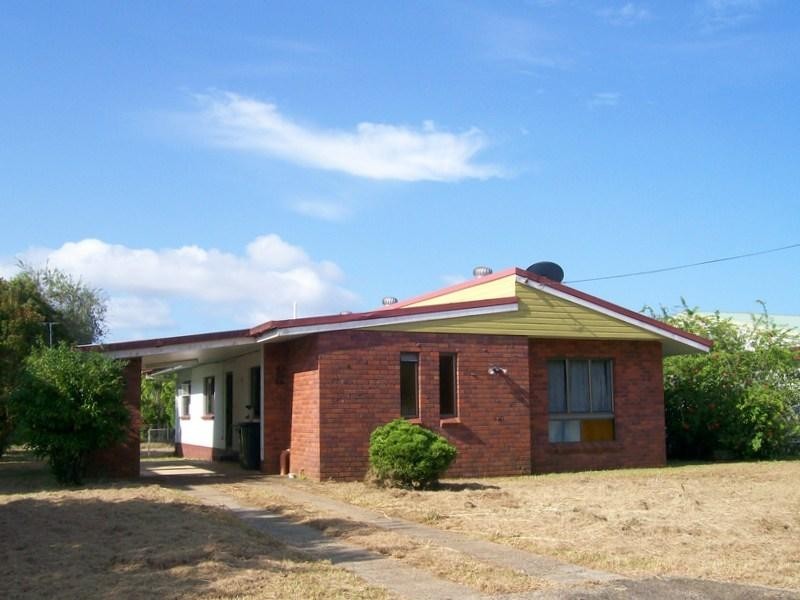 9 Mayflower Street, Innisfail Estate QLD 4860