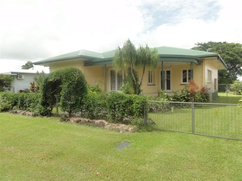 96 Victoria, Silkwood QLD 4856