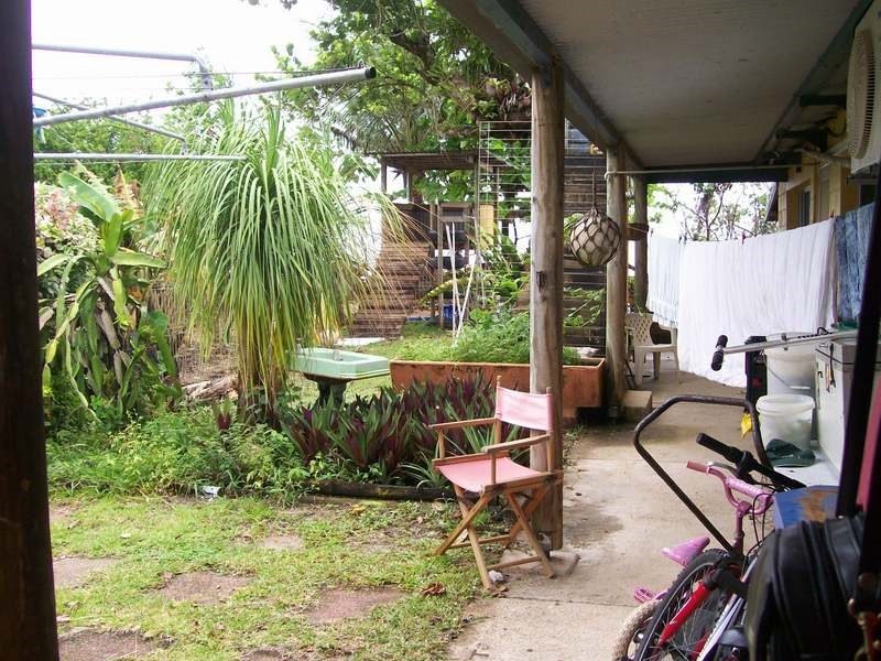 14 Elizabeth St (Esplanade), Flying Fish Point QLD 4860