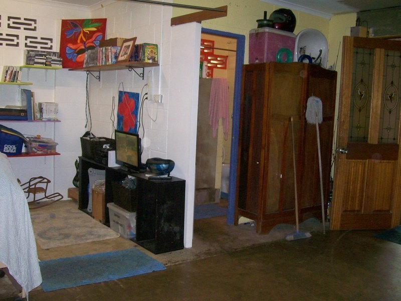 14 Elizabeth St (Esplanade), Flying Fish Point QLD 4860