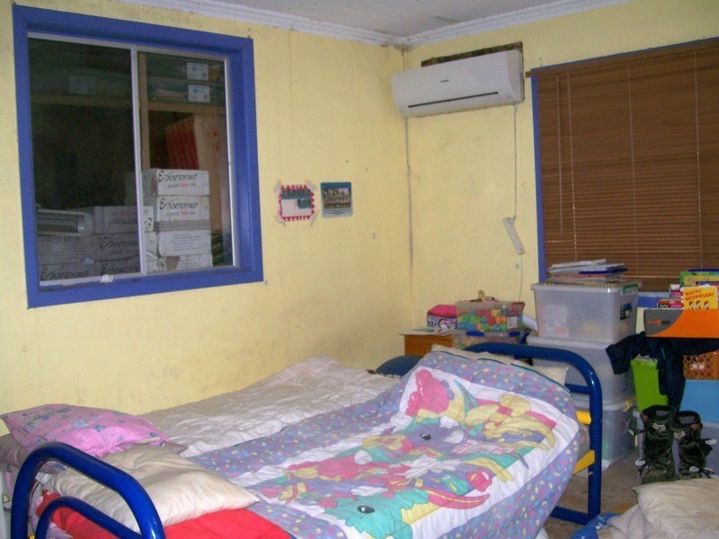 14 Elizabeth St (Esplanade), Flying Fish Point QLD 4860