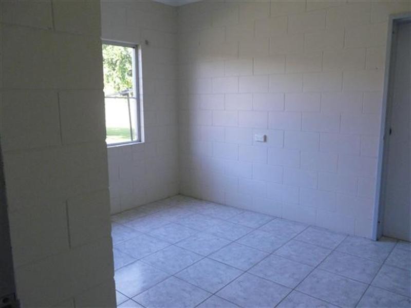 2/6 Bon Villa Avenue, Belvedere QLD 4860