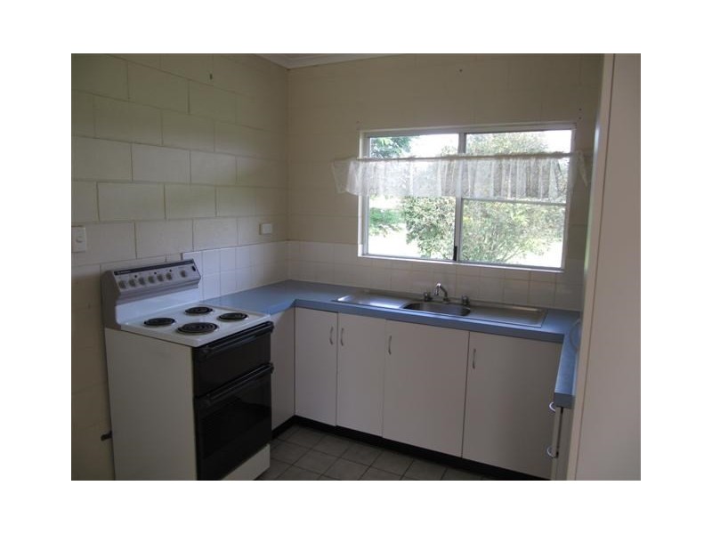 1/6 Bon Villa Avenue, Belvedere QLD 4860