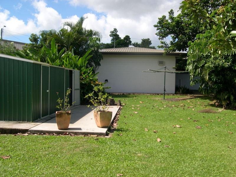 124 River Avenue, Innisfail QLD 4860