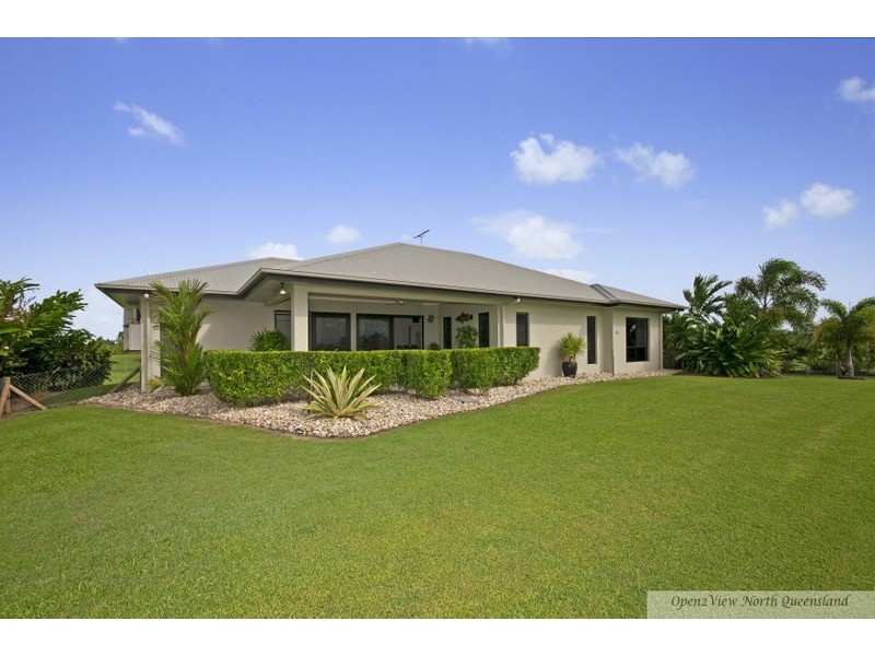 12 Bulgaru Road, Etty Bay QLD 4858