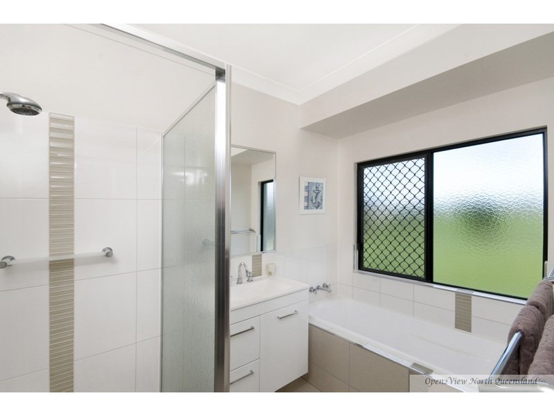 12 Bulgaru Road, Etty Bay QLD 4858