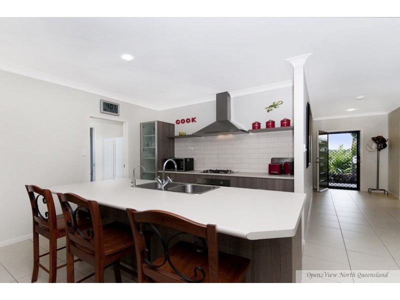 12 Bulgaru Road, Etty Bay QLD 4858