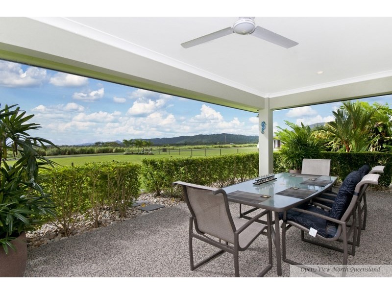 12 Bulgaru Road, Etty Bay QLD 4858