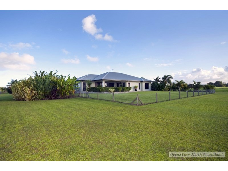 12 Bulgaru Road, Etty Bay QLD 4858