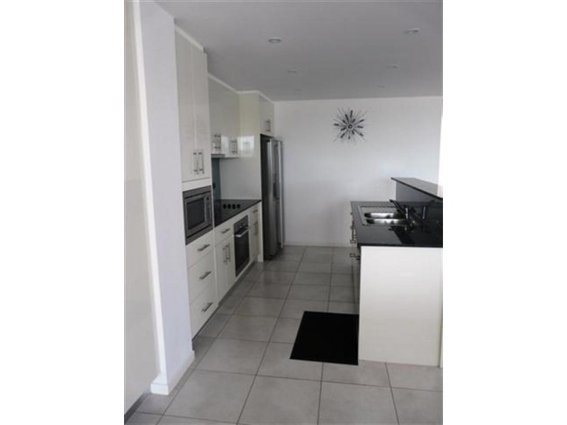 U22/32-40 Fitzgerald Esplanade, Innisfail QLD 4860