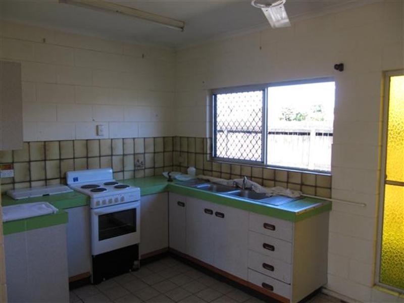 1-4 Peter, Cullinane QLD 4860