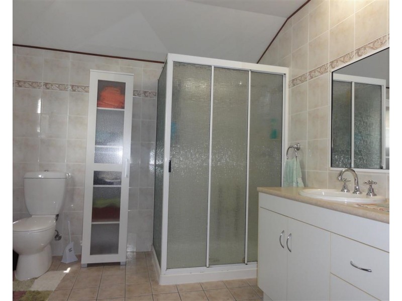 39 WATTLE Street, Goondi Hill QLD 4860