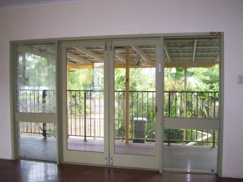 30 Riverside Crescent, Innisfail Estate QLD 4860