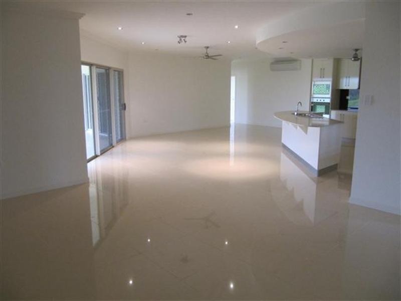 4 Jabiru, Innisfail QLD 4860