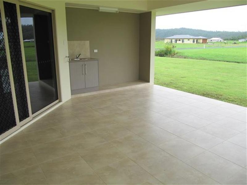 4 Jabiru, Innisfail QLD 4860