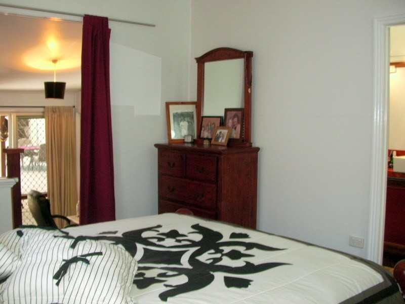 22 Maud Street, Flying Fish Point QLD 4860